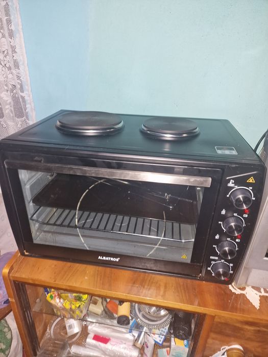 Cuptor electric Albatros cu plita și rotisor incap 2 pui 2 plite