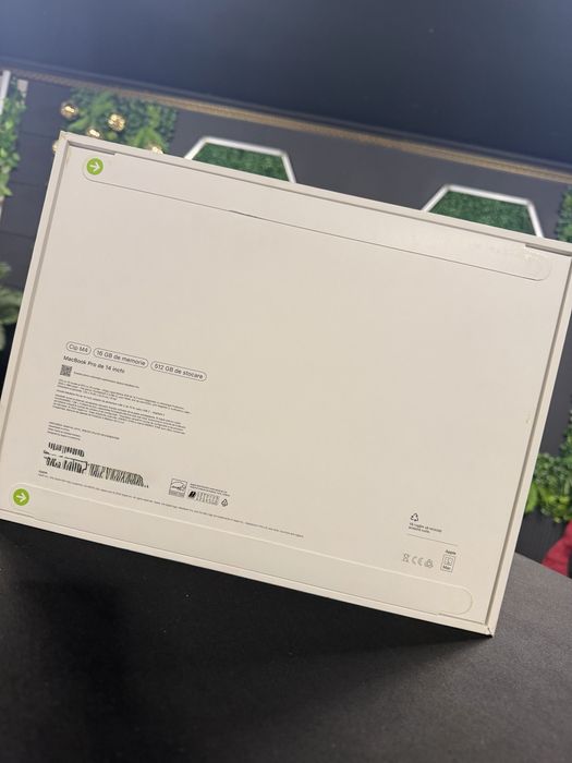 MacBook Pro, M4, 14 inch, 512gb, nou, sigilat