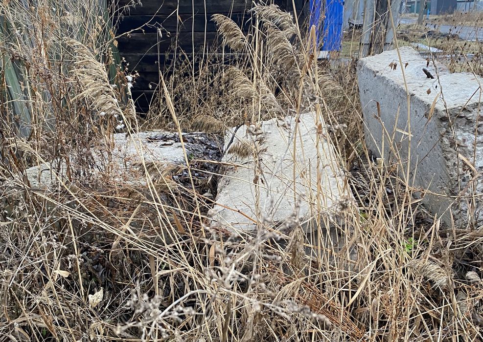 Блоки бетонные .