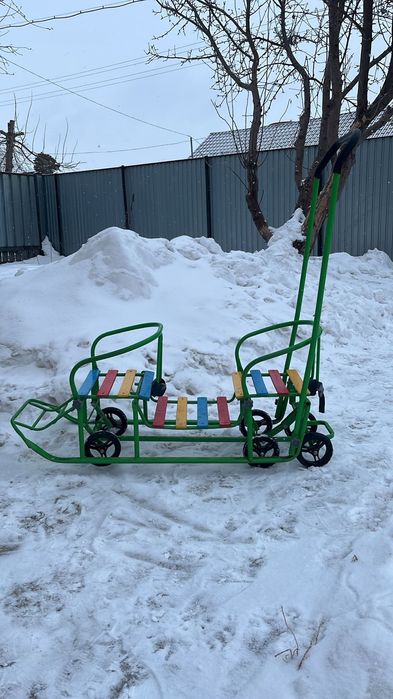 Продам Санки двойные
