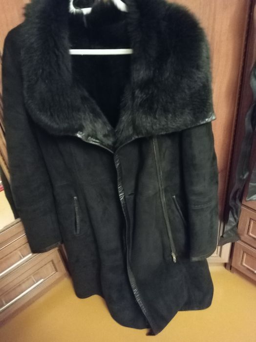 Продам зимнюю дубленку