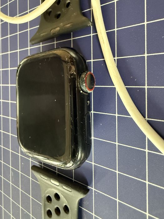 Apple Watch 8 серия 45mm GPS Midnight Aluminium