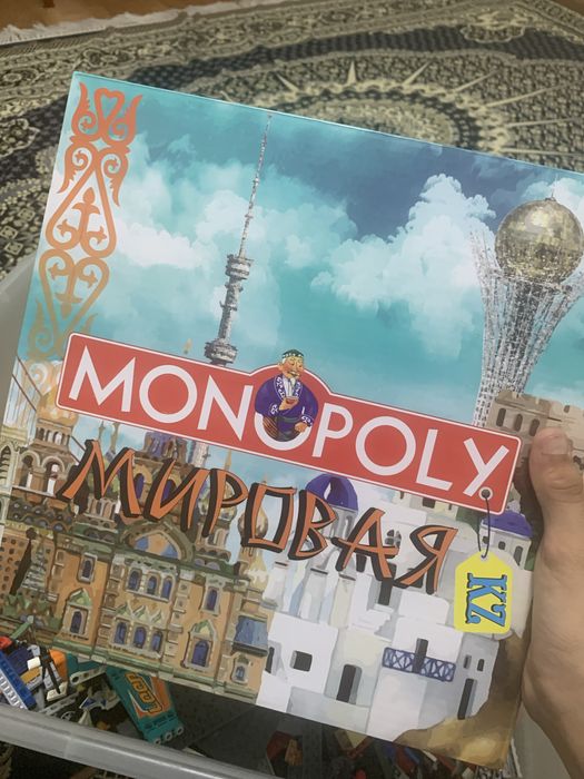 Продам ящик лего и другое