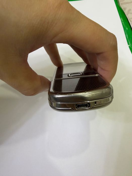 Nokia Carbon 8800