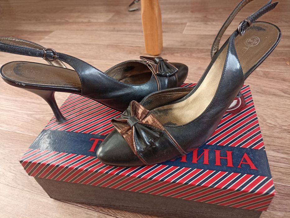 Продам туфли кожа. Цвет черный. Размер 38