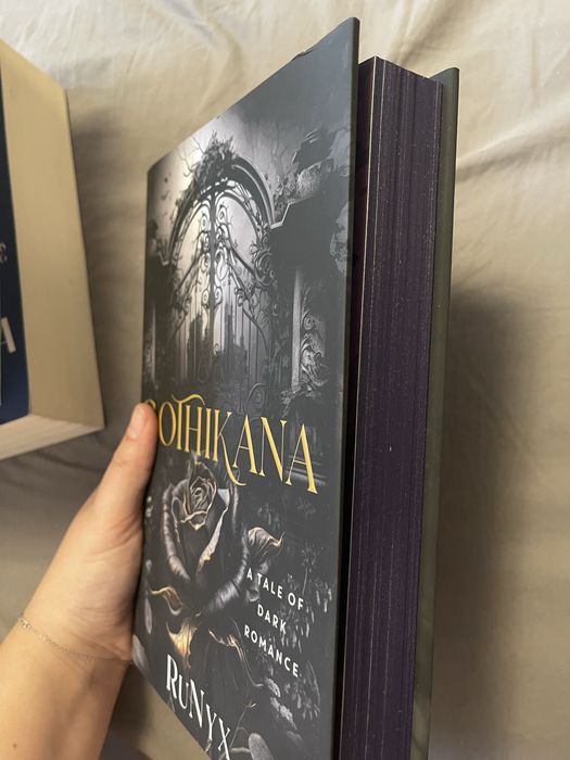 Книги на български и английски език