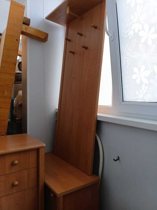 Продам прихожный уголок