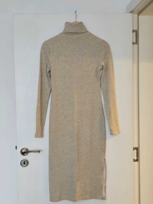 Дълга рокля Sinsay