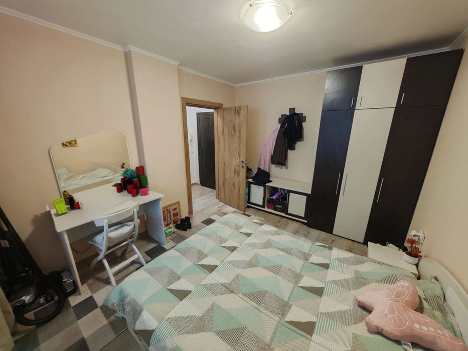 Обзаведен двустаен апартамент в Меден рудник зона А - преустроен в тр