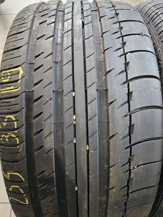 255/35R19 dot 2024