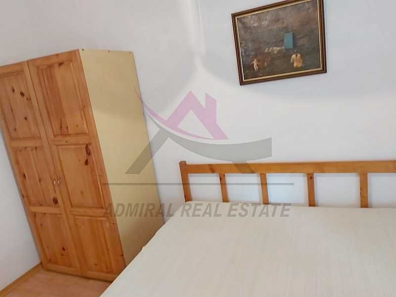 Дава се под наем Тристаен апартамент в Варна, Червен площад - 75 кв.м за 448.8 € - Снимка #3