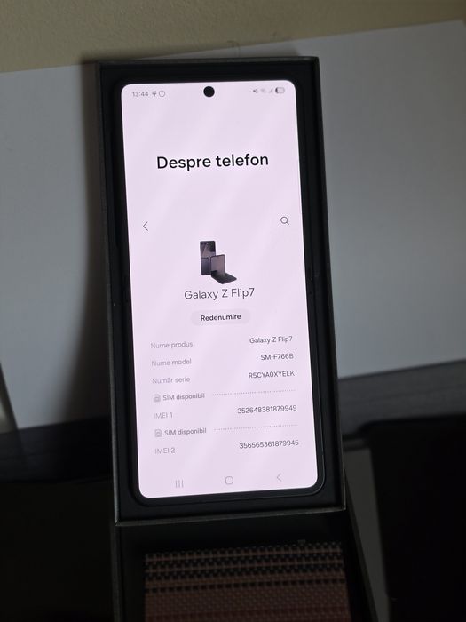 Samsung Z Flip 7  de 512Gb Black Nou 2Ani
