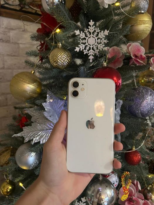 Продам айфон 11 идеал