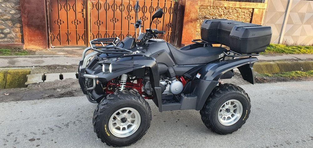 Triton outback 300cc automat