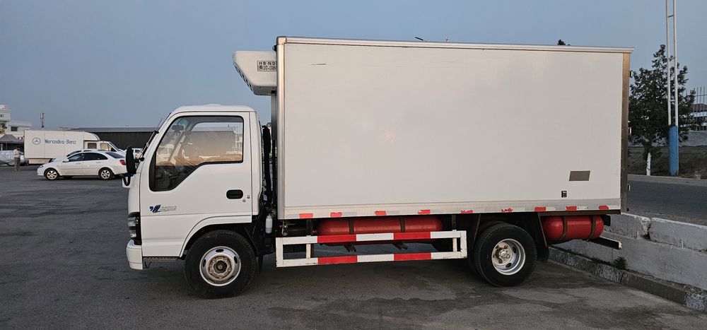 Isuzu 2.5tonnali