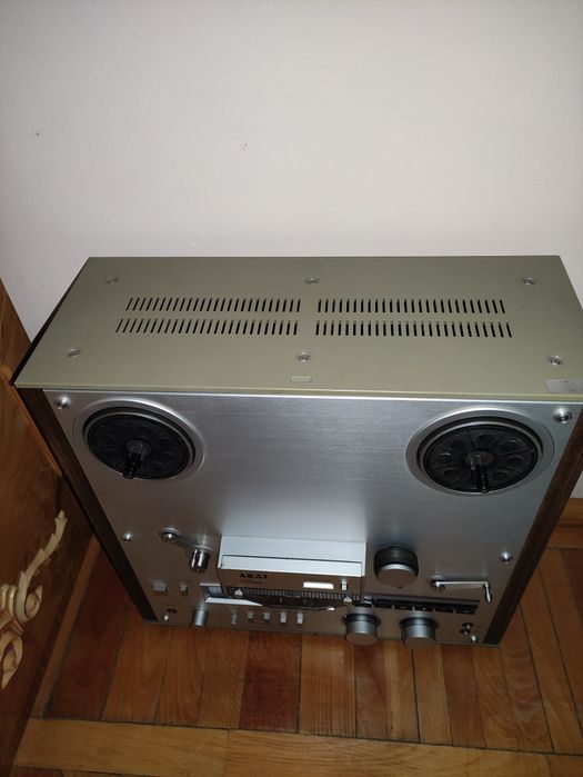 Vând Akai gx 62o