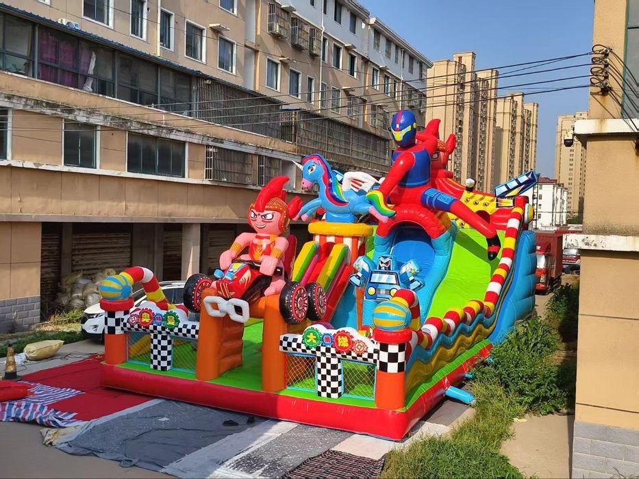 Batut va atraksionlar optim narhlarda