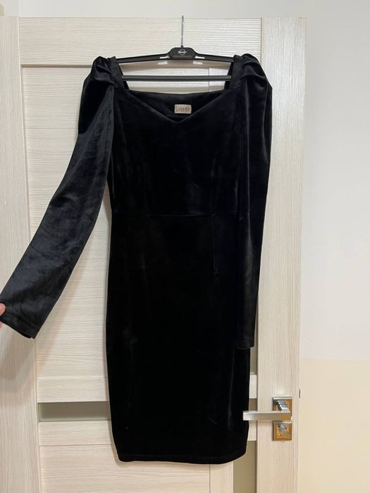 Вечернее женское платье