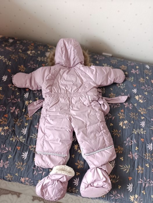 Продам детский комбинезон.