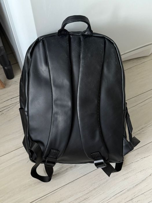 Продам рюкзак эко-кожа