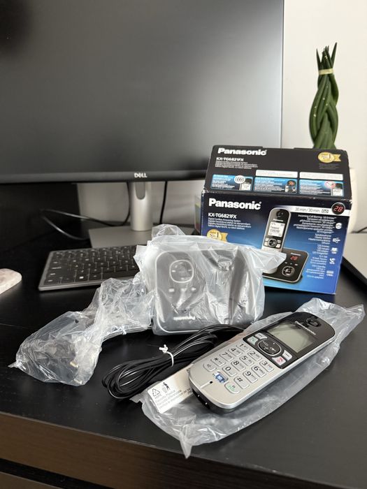 Telefon fără fir Panasonic KX‑TG6821FX