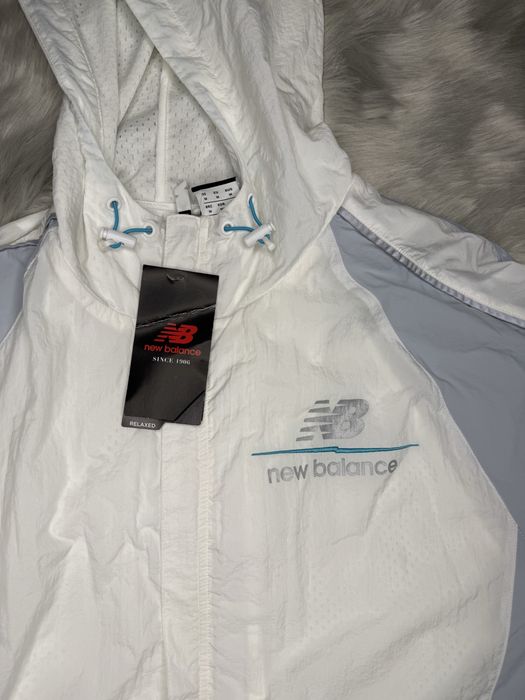 Дамска ветровка New Balance Reflective Trims - размер M