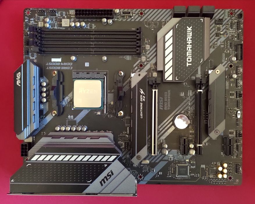 Ryzen 7 5800X + дъно MSI B550 Tomahawk + 16GB DDR4 RAM / опц 32GB 64GB