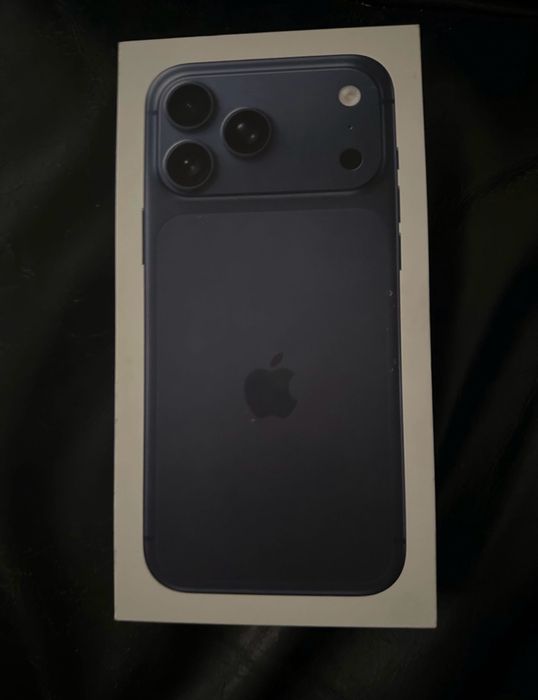 iphone 17 pro max noi pe stock!