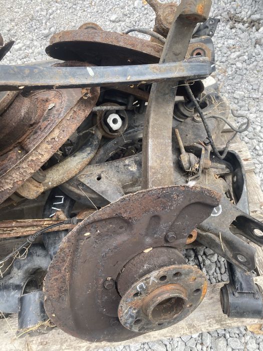 Лагер главини Mercedes и Range Rover