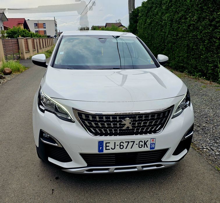 PEUGEOT 3008 1.2 13O