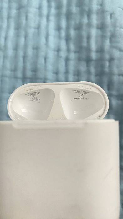 Кейс от оригинал айрподс 1