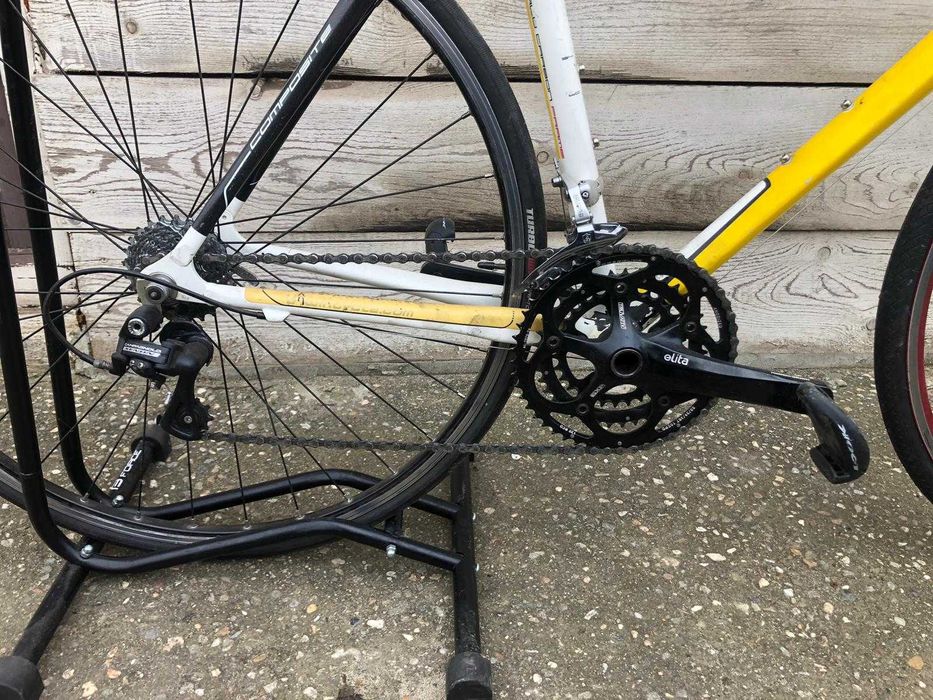 Cursiera Aluminiu+Carbon marime 57 / echipare Campagnolo Veloce 3x10