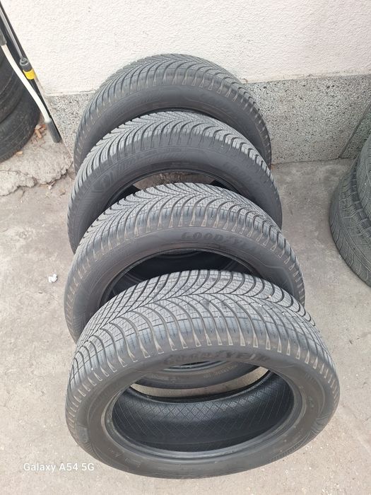 4бр 225/55/18 Good Year всесезонни