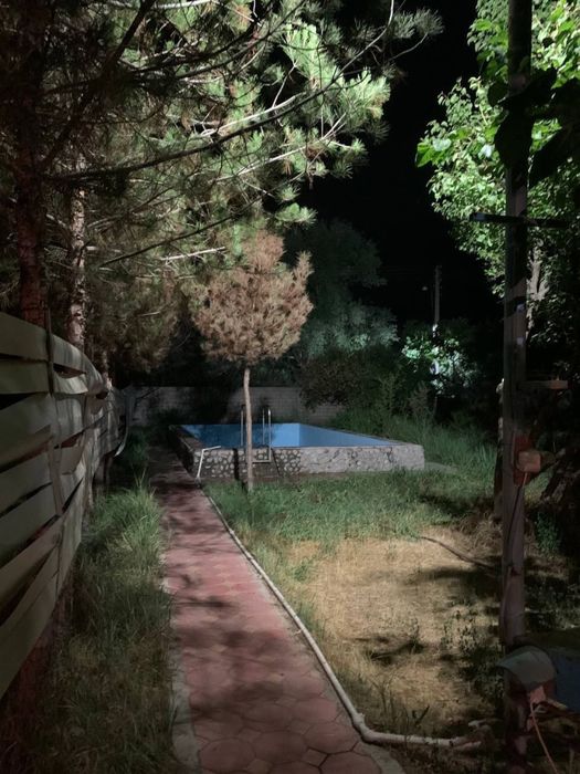 Dacha sotiladi holati yaxshi 12 sotix yangiyol