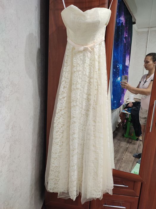 Платья на выпускной/свадьбу