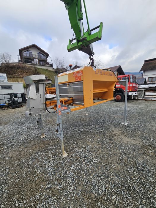 Vand sararita Acometis din inox cu motor auxiliar