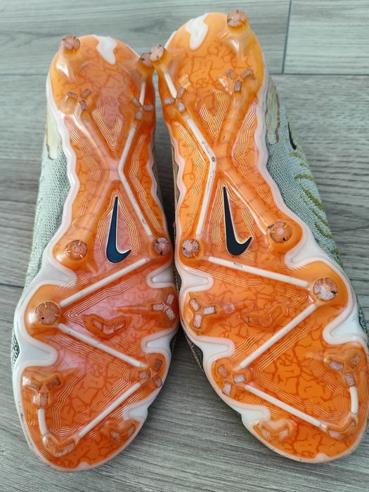 Бутсы 37.5 размер