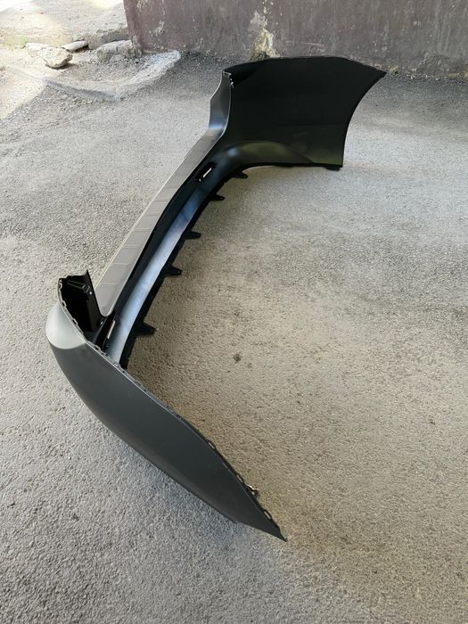 Задний бампер Тойота Сиенна