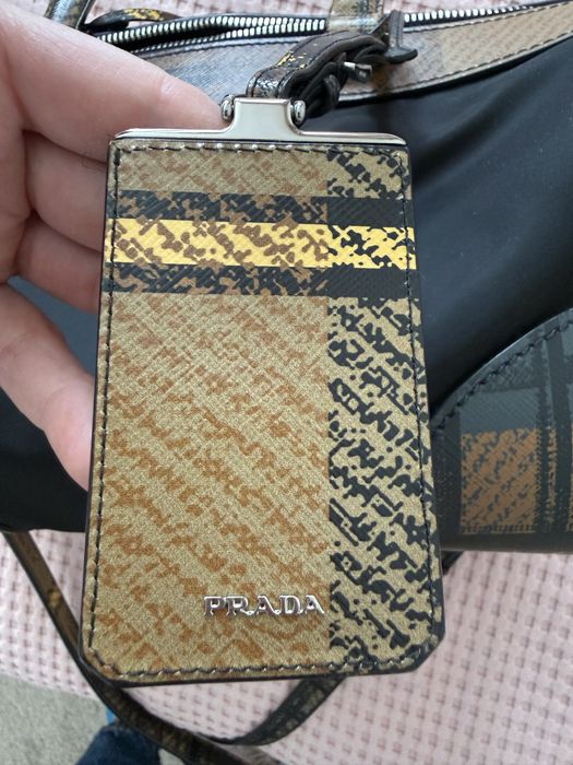 Дамска чанта PRADA