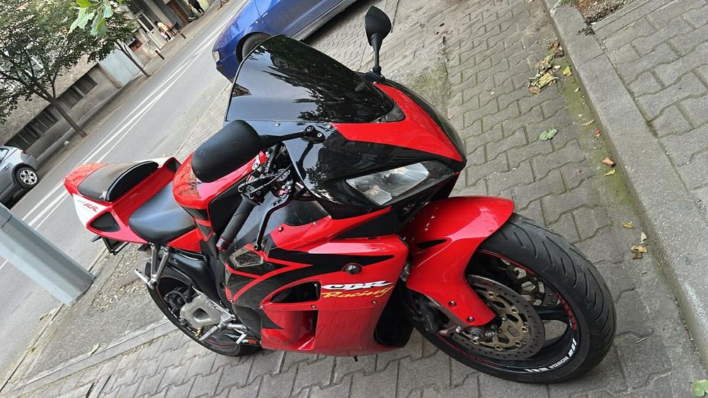 Honda cbr 1000rr