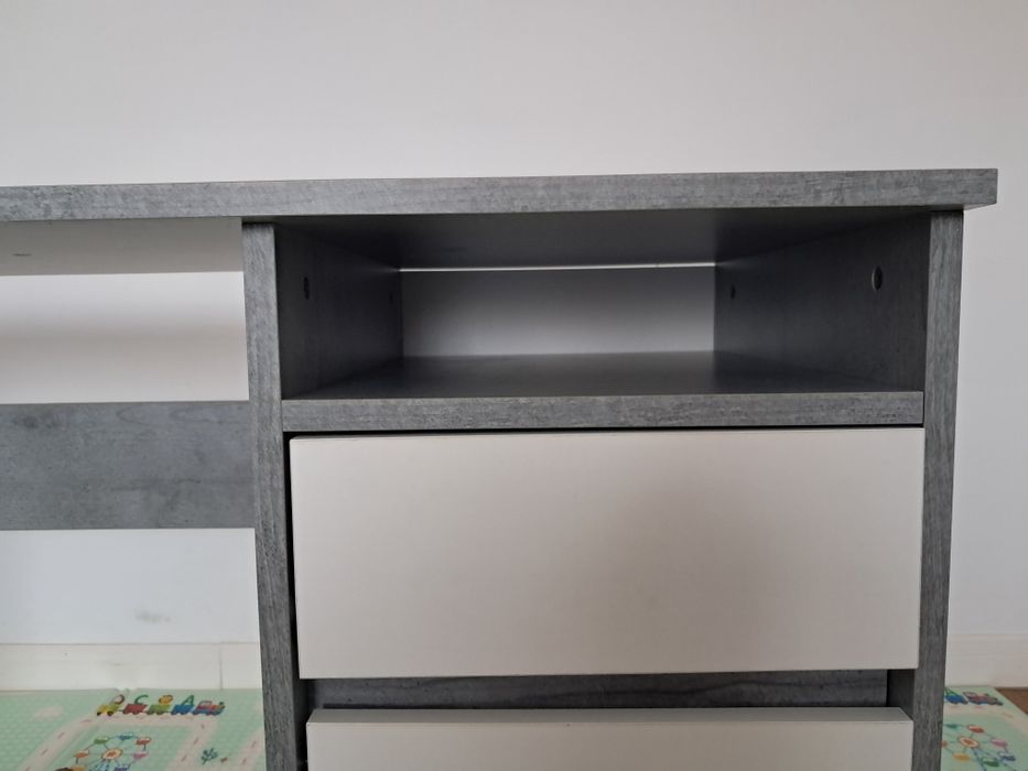 Birou Jysk gri cu alb