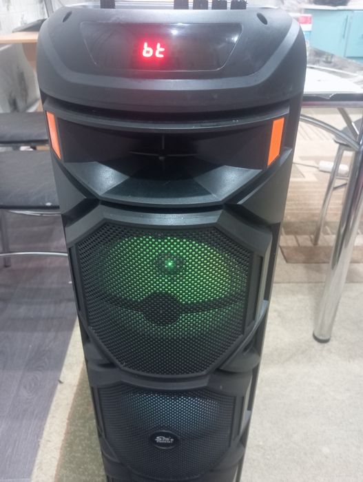 Продается блютуз колонка