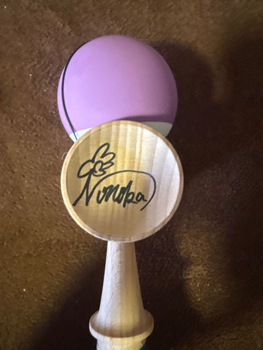 Krom Pop Campionatul National de Kendama Taco Bell