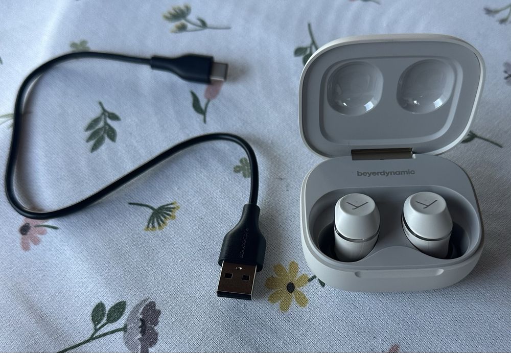 Căști in-ear Beyerdynamic Amiron 300 – NOI, ANC, premium