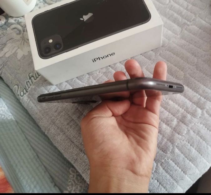 iphone 11 xamma joyi radnoy  ch/a rigion