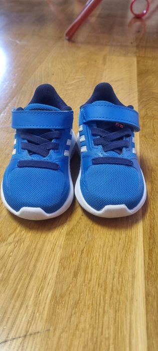 Adidasi copii 20