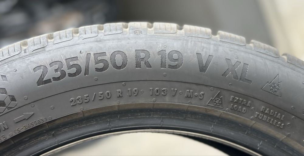 Anvelope de iarna Continental 235/50 R19 V XL