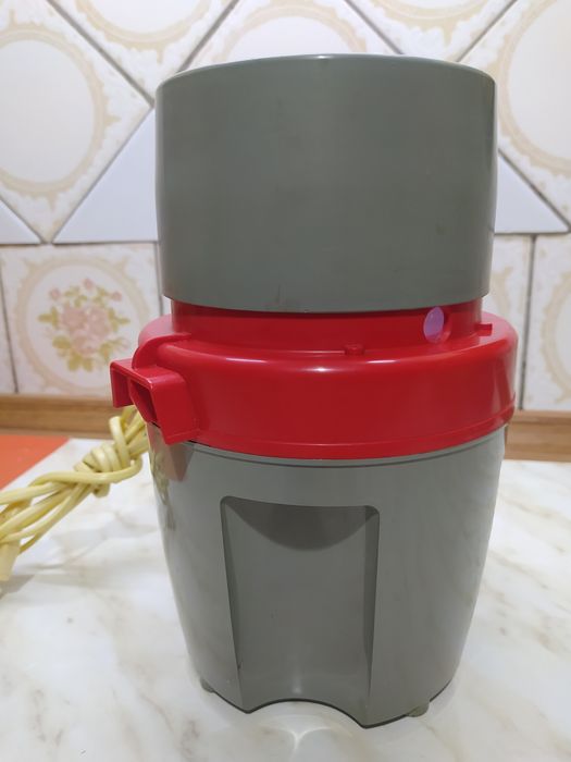 Электромясорубка