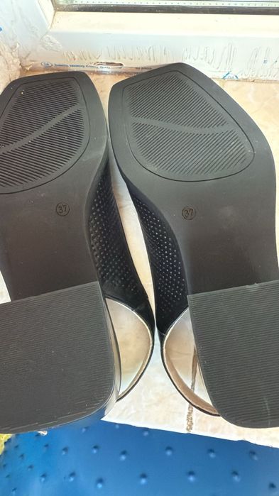 Женская обувь. Туфли