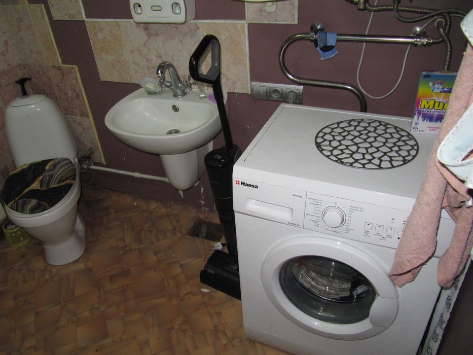 Дом кирпичн 4х-комн район БСМП